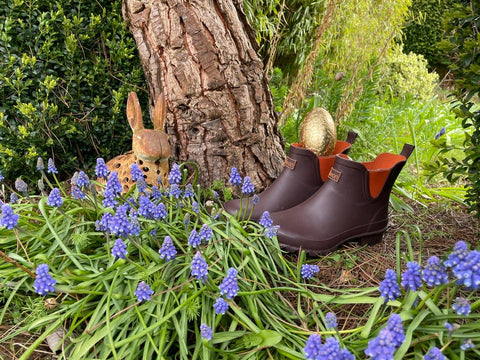 Is that the Easter Bunny? - Jileon Wellies