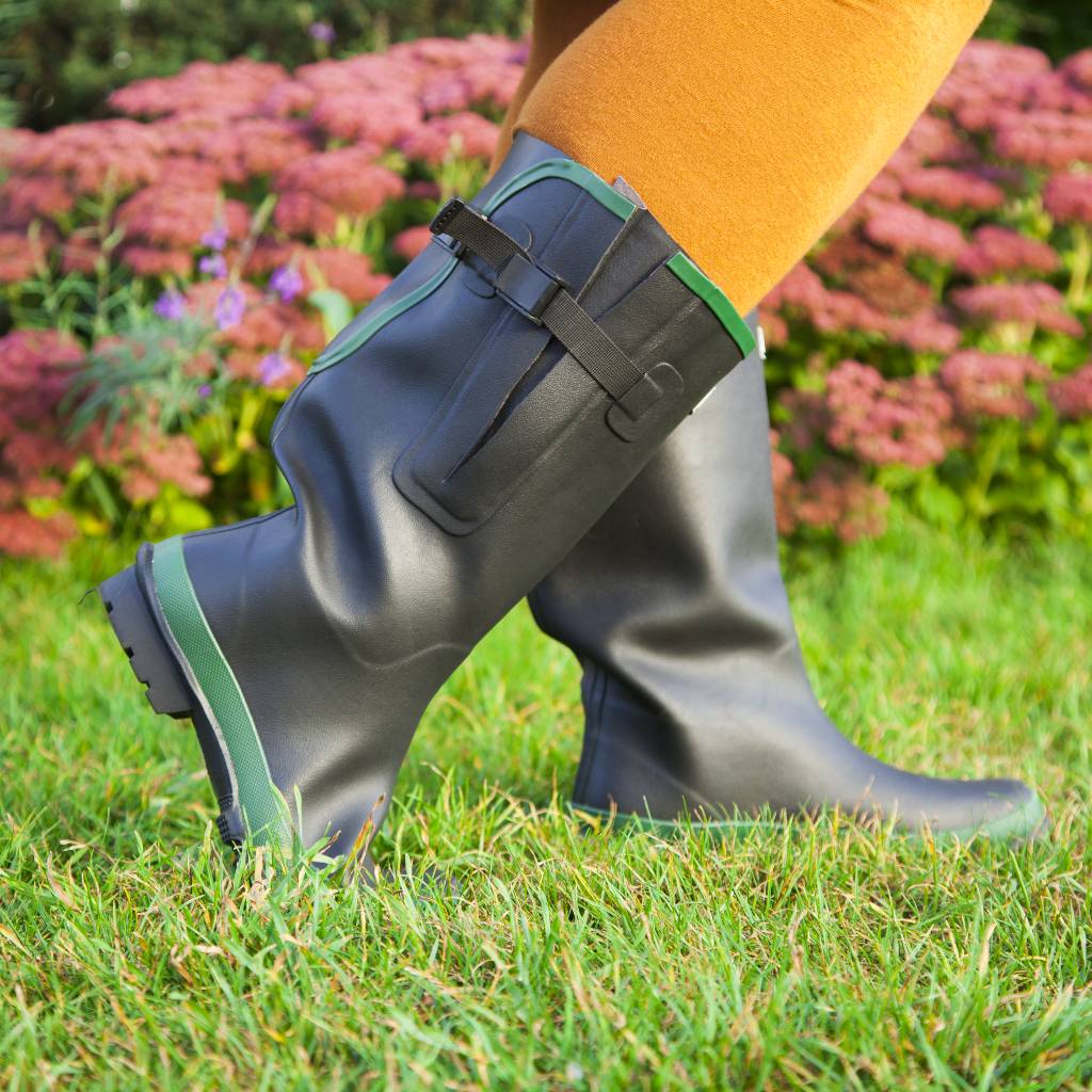 Extra Wide Calf Black Wellies with Rear Gusset - Wide Foot & Ankle - Fit 40-50cm Calf - Jileon Wellies