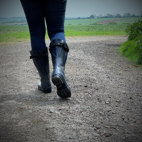 Extra Wide Calf Hard Wearing Navy Blue Wellies - Regular Fit in Foot and Ankle - up to 50cm Calf - Jileon Wellies