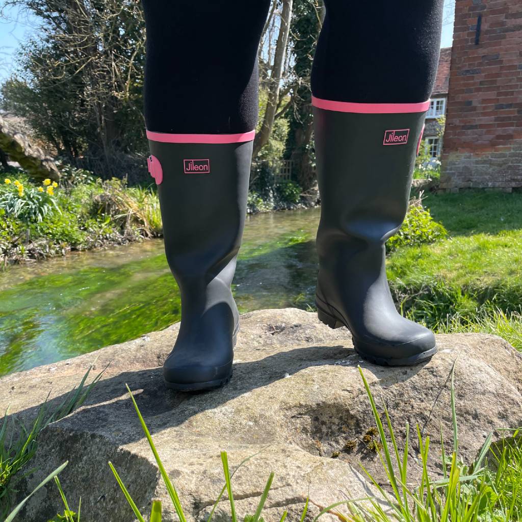 Wide Calf Wellies - Black with Hot Pink Trim- Wide in Foot and Ankle - Jileon Wellies